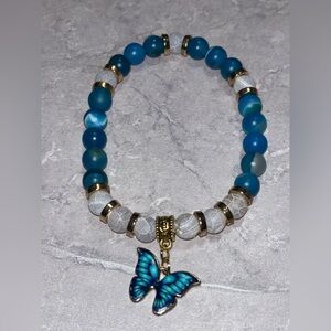 REESELYN CREATIONS Handcrafted Blue & White Agate Bracelet w Butterfly Charm